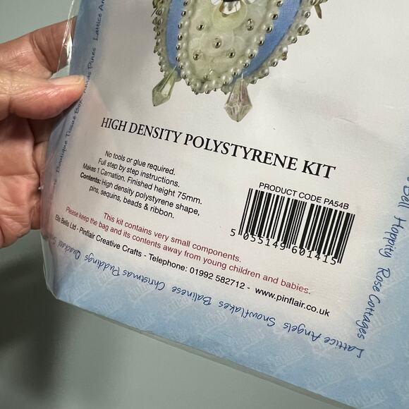 Ells Bells Pinfair UK Carnation Blue Easter Egg Sequin Bead Ornament Kit PA54B - Picture 4 of 5